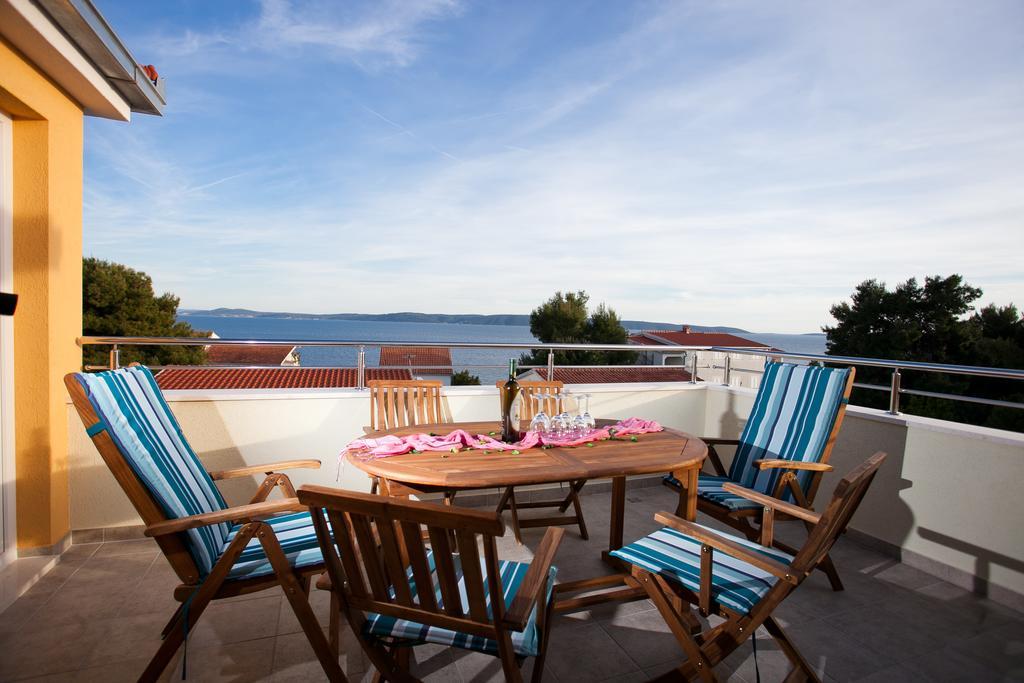 Apartments Medvid Trogir Zimmer foto